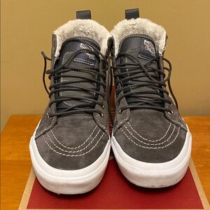 Vans SK8 Hi MTE High Top Sneakers